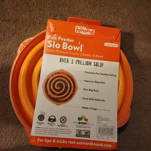 Outward Hound Fun Feeder Dog Bowl Orange Large  Digestion BPA & PVC Free - Picture 2 of 2